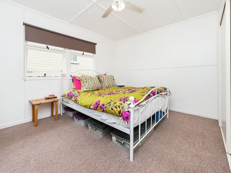 62 Elizabeth Street, Sherwood QLD 4075