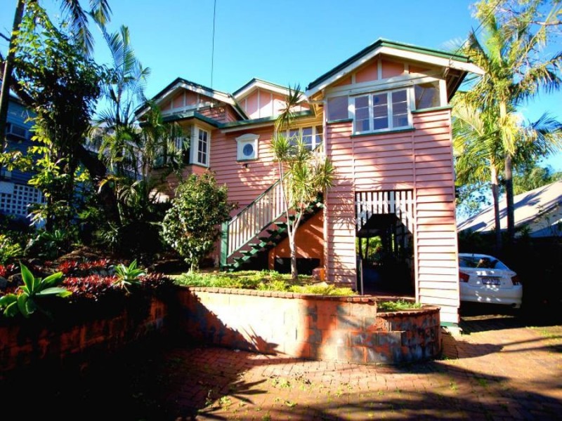 15 Hawthorne Road, Hawthorne QLD 4171