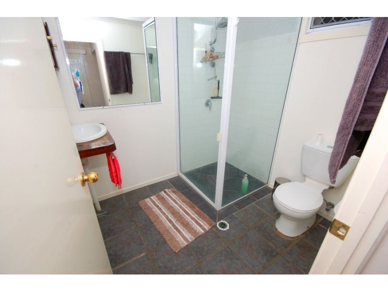 32 Lochaber Street, Dutton Park QLD 4102