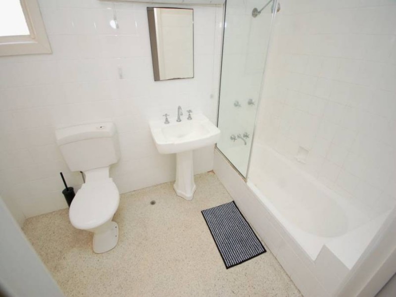 1/55 Shafston Avenue, Kangaroo Point QLD 4169