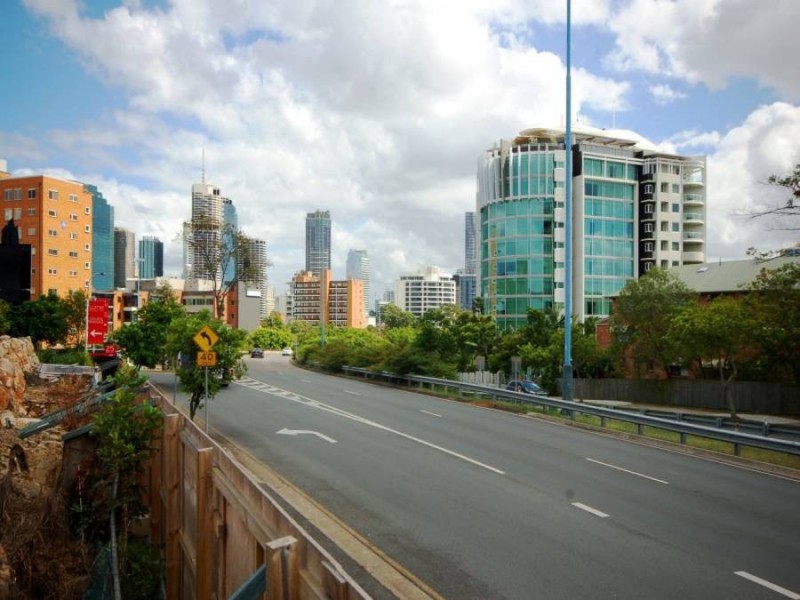 1/55 Shafston Avenue, Kangaroo Point QLD 4169