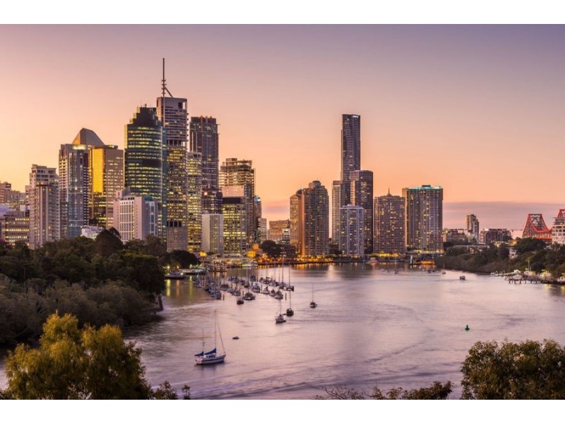 61 Lockerbie Street, Kangaroo Point QLD 4169