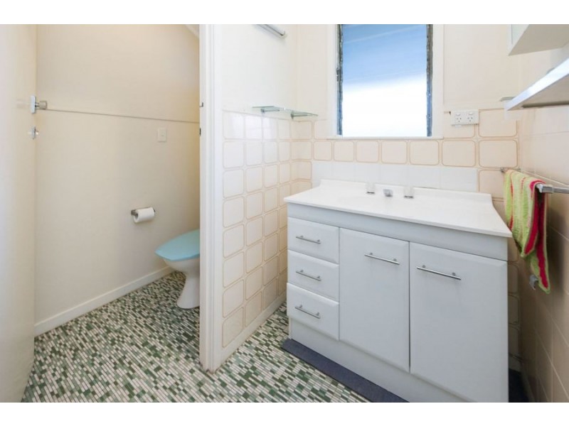 61 Lockerbie Street, Kangaroo Point QLD 4169