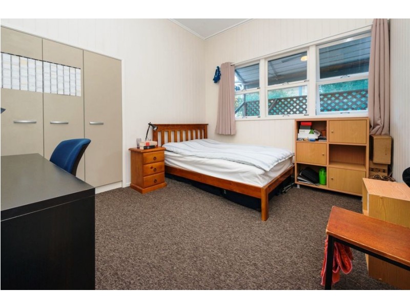 61 Lockerbie Street, Kangaroo Point QLD 4169