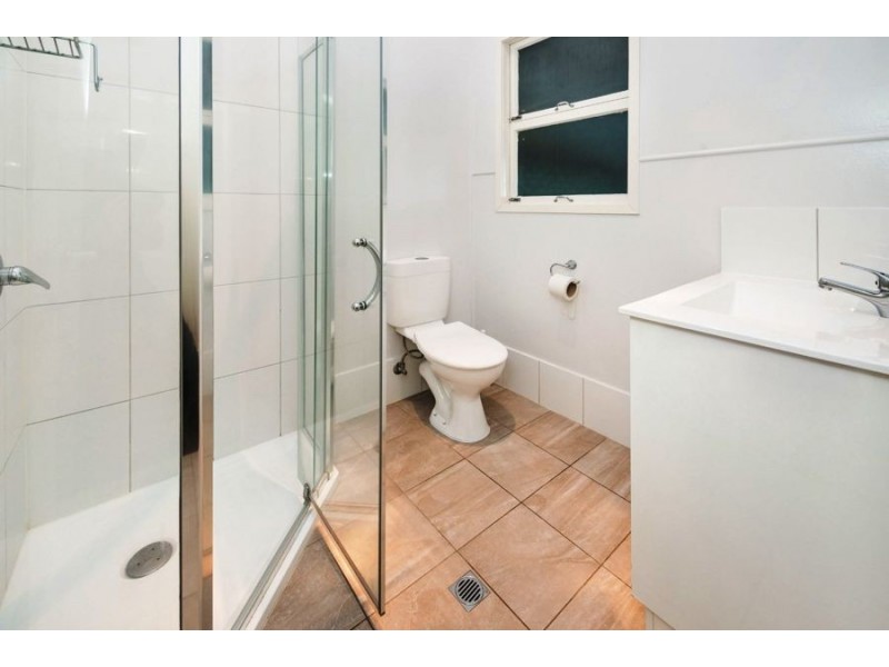 61 Lockerbie Street, Kangaroo Point QLD 4169