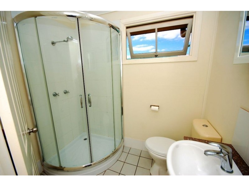 2/29 Park Road West, Dutton Park QLD 4102