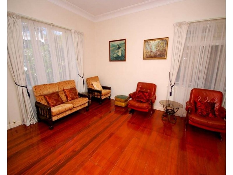 14 Northcote Street, East Brisbane QLD 4169