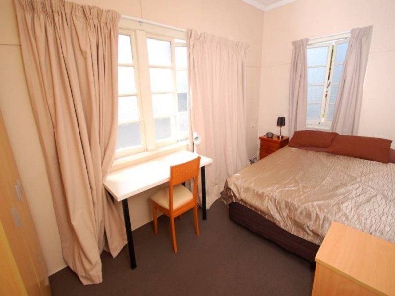 68 Juliette Street, Annerley QLD 4103