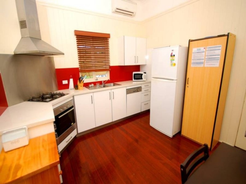 116 Pearson Street, Kangaroo Point QLD 4169