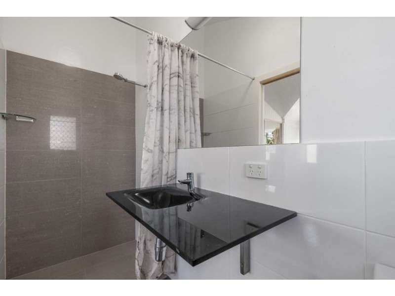52 Bromley St, Kangaroo Point QLD 4169