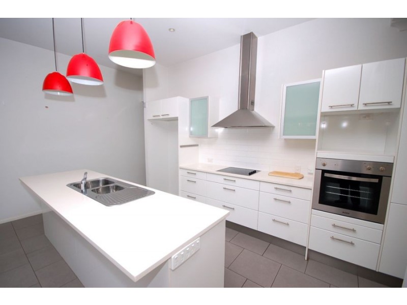28 Senden Crescent, Manly West QLD 4179