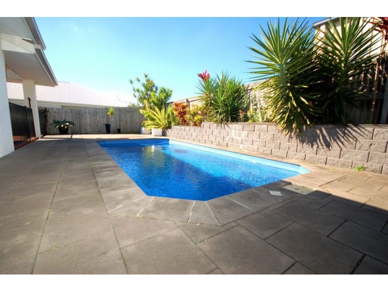 28 Senden Crescent, Manly West QLD 4179