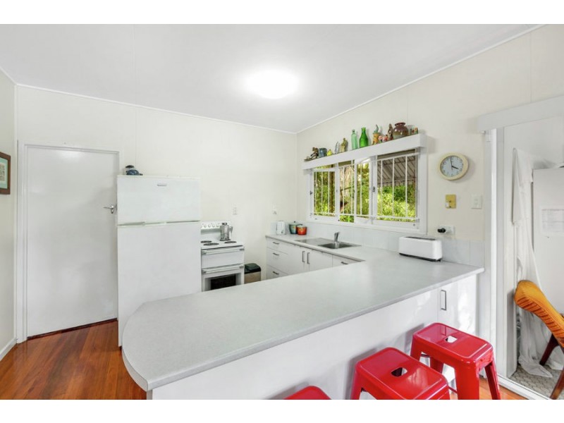 9 Clermont Street, Bardon QLD 4065