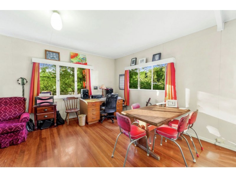 9 Clermont Street, Bardon QLD 4065