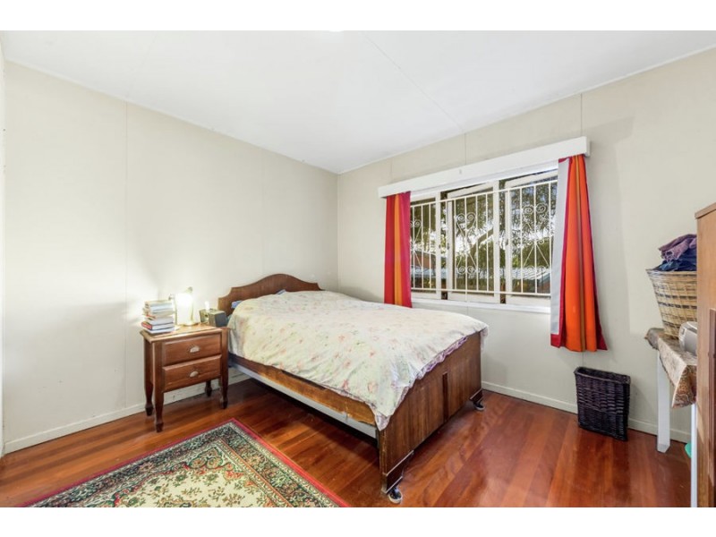 9 Clermont Street, Bardon QLD 4065