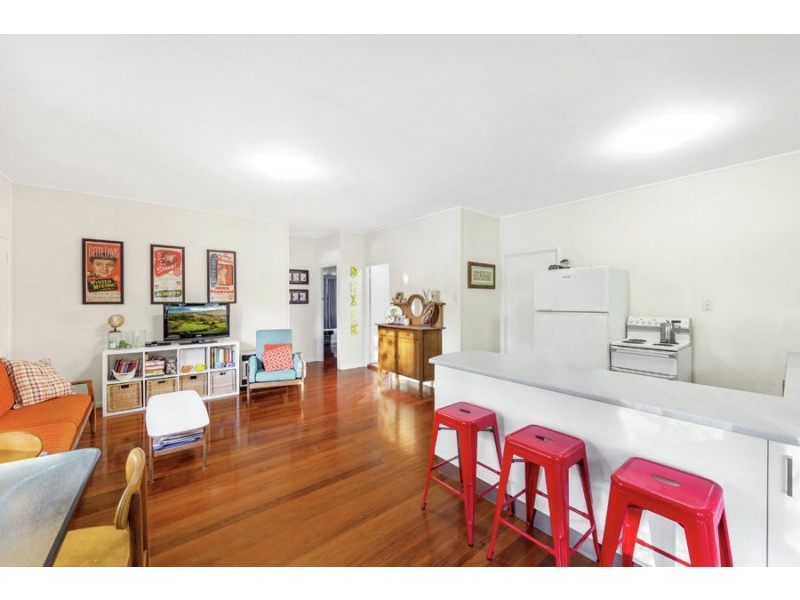9 Clermont Street, Bardon QLD 4065