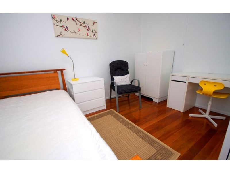 29 Park Road West, Dutton Park QLD 4102