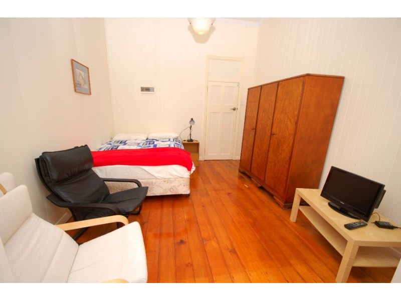 29 Park Road West, Dutton Park QLD 4102