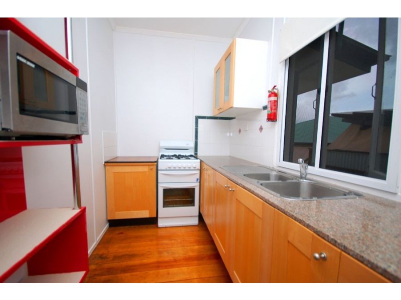 29 Park Road West, Dutton Park QLD 4102