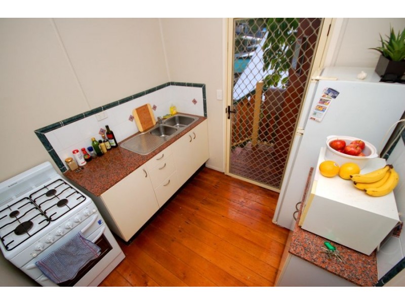 29 Park Road West, Dutton Park QLD 4102