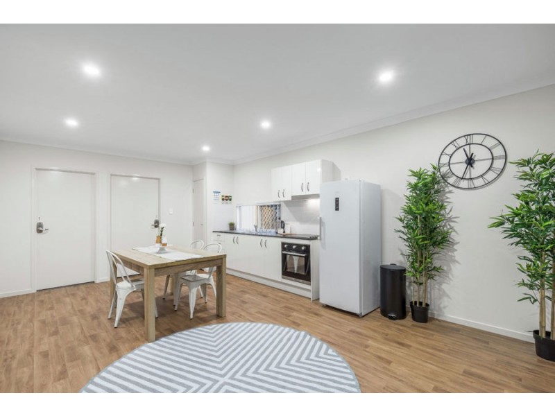 71 Junction Road, Morningside QLD 4170