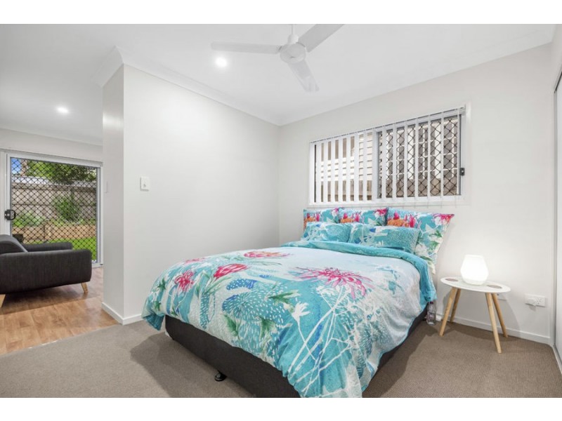 71 Junction Road, Morningside QLD 4170