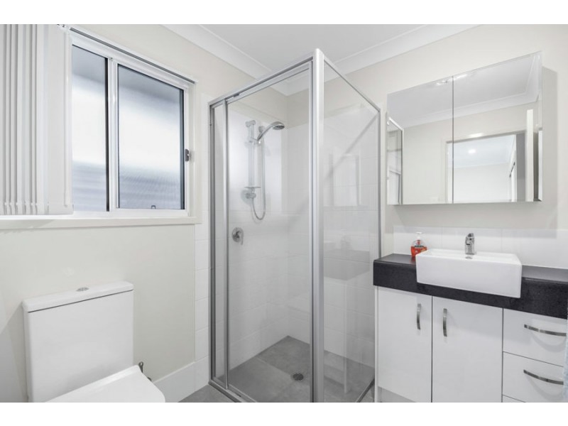 71 Junction Road, Morningside QLD 4170