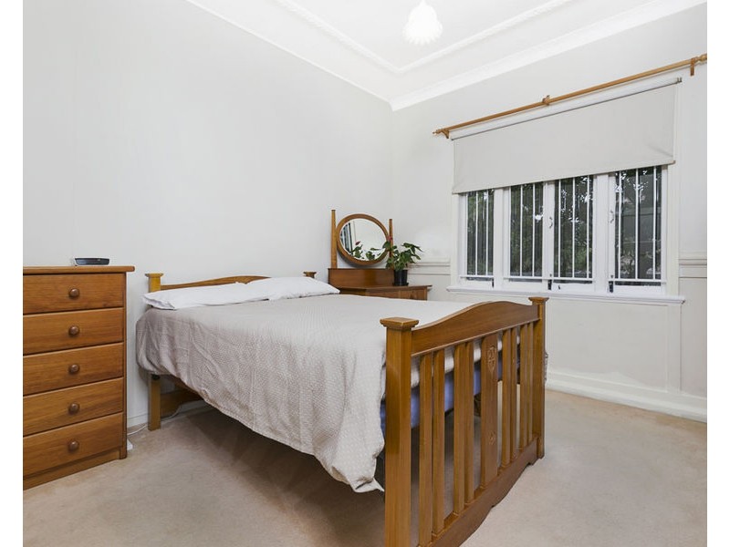 28 Bellevue St, Highgate Hill QLD 4101