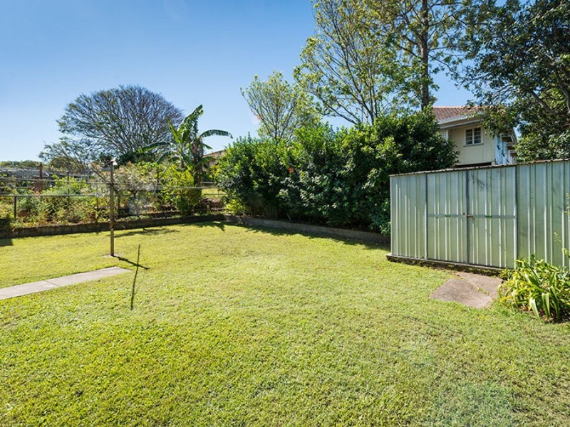 28 Palmerston Street, Annerley QLD 4103