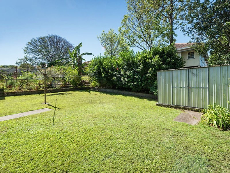 28 Palmerston Street, Annerley QLD 4103
