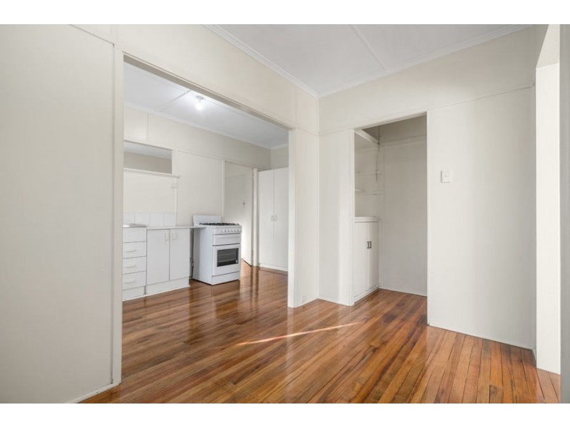 2 75 Gloucester Street, Woolloongabba QLD 4102