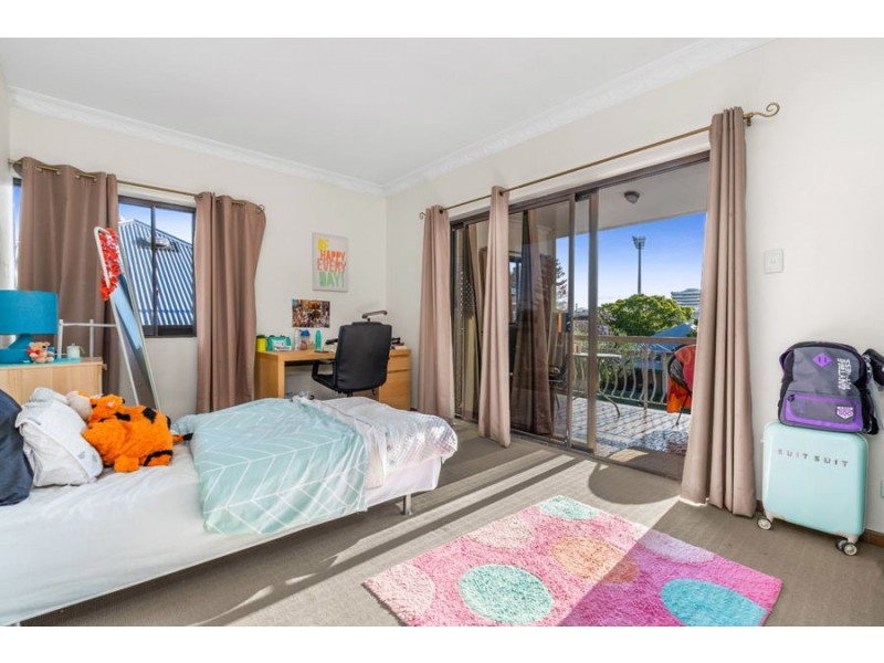 15 Blackall Terrace, East Brisbane QLD 4169
