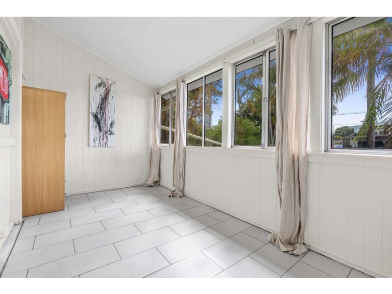 99 O’Keefe Street, Woolloongabba QLD 4102