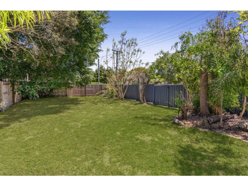 25 Annie Street, Woolloongabba QLD 4102