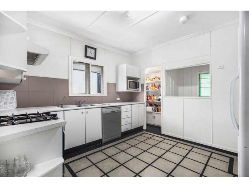 46 Heidelberg Street, East Brisbane QLD 4169