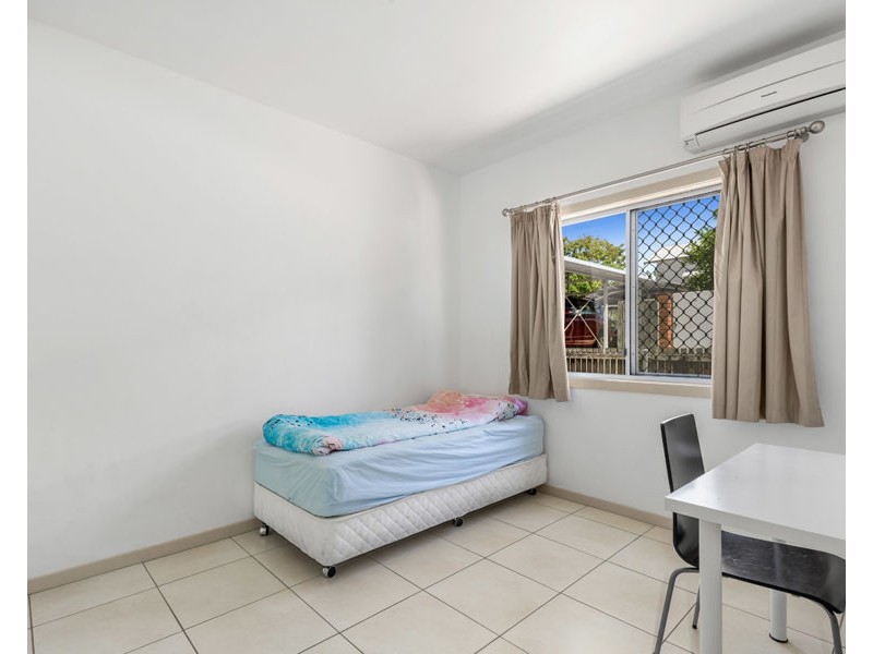 R3 2/52 Bromley Street, Kangaroo Point QLD 4169