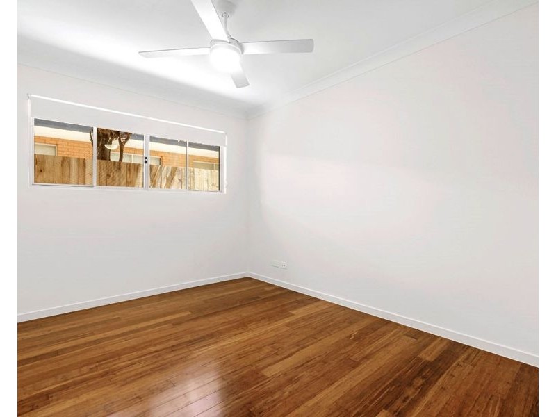 2/17 Dowar Street, Coorparoo QLD 4151