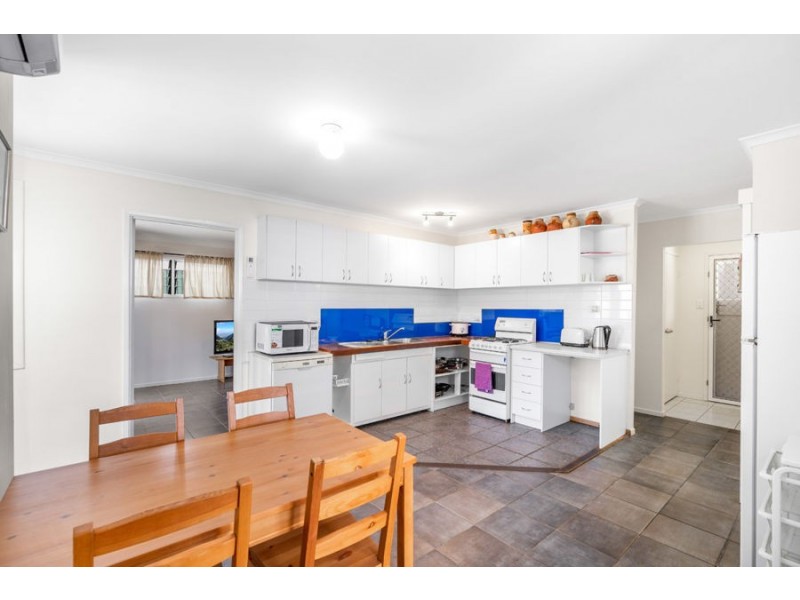 32 Lochaber Street, Dutton Park QLD 4102