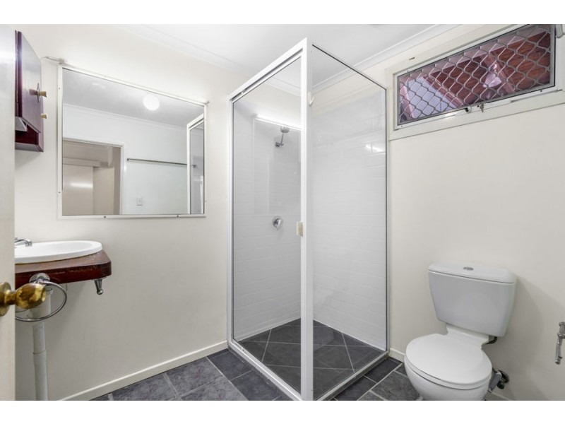 32 Lochaber Street, Dutton Park QLD 4102