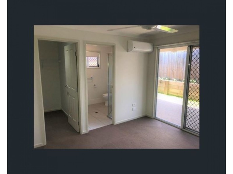 1/17 Foster Circuit, Hillcrest QLD 4118
