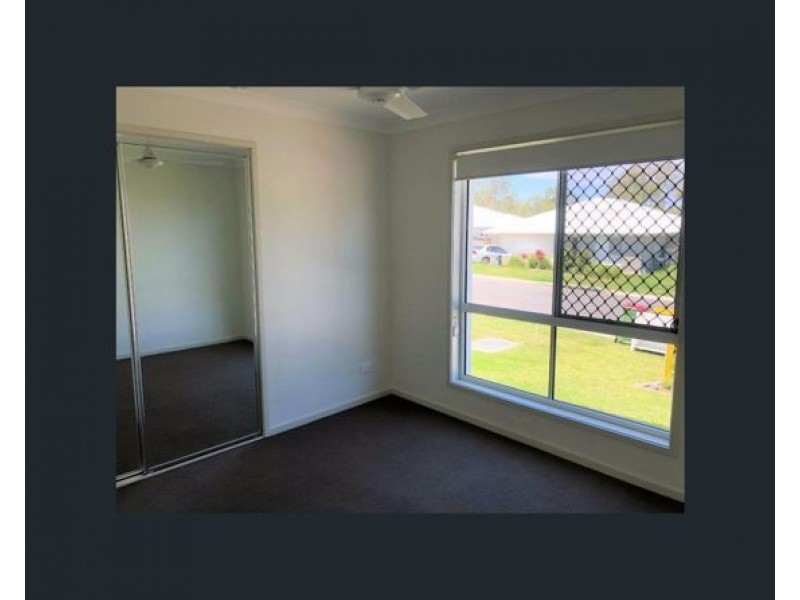 1/17 Foster Circuit, Hillcrest QLD 4118