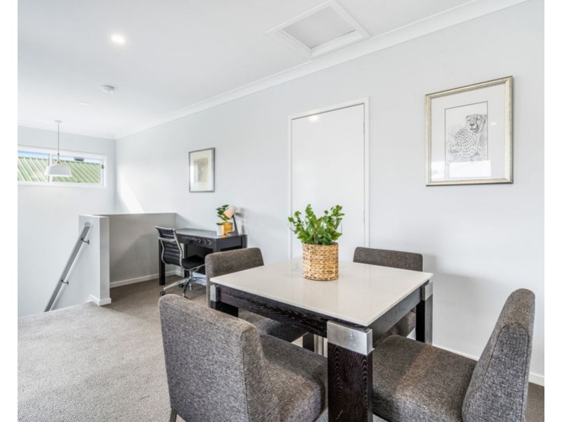 2/15 Wilde Street, Wynnum QLD 4178