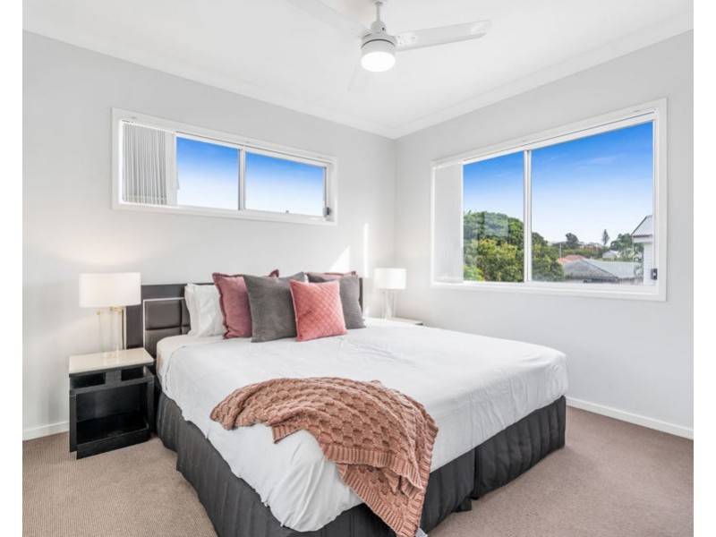 2/15 Wilde Street, Wynnum QLD 4178