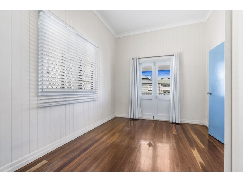 32 Redfern Street, Woolloongabba QLD 4102