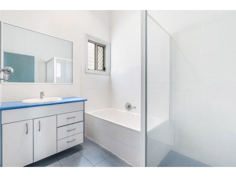 32 Redfern Street, Woolloongabba QLD 4102