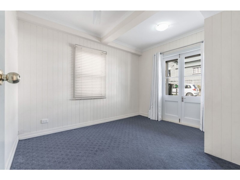 32 Redfern Street, Woolloongabba QLD 4102