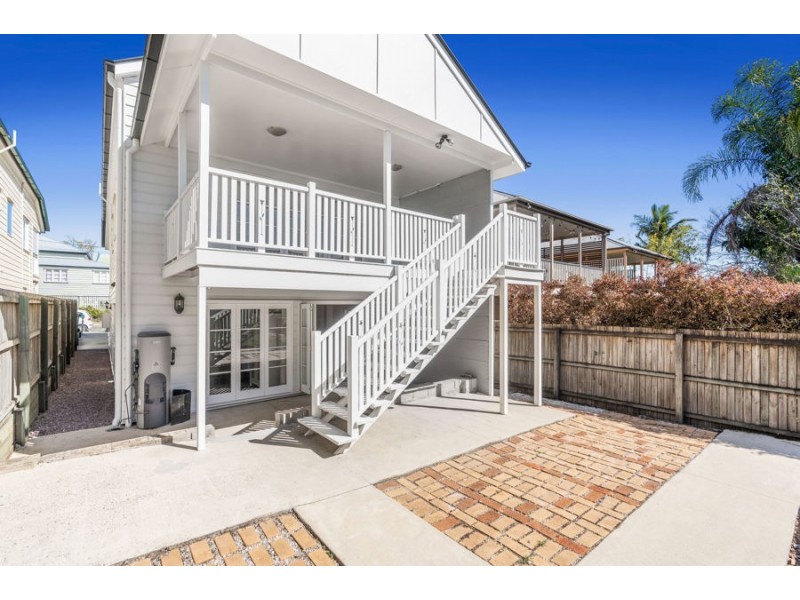 32 Redfern Street, Woolloongabba QLD 4102