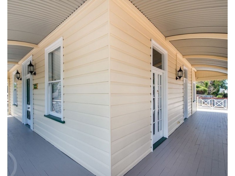 11 Ellis Street, Kangaroo Point QLD 4169
