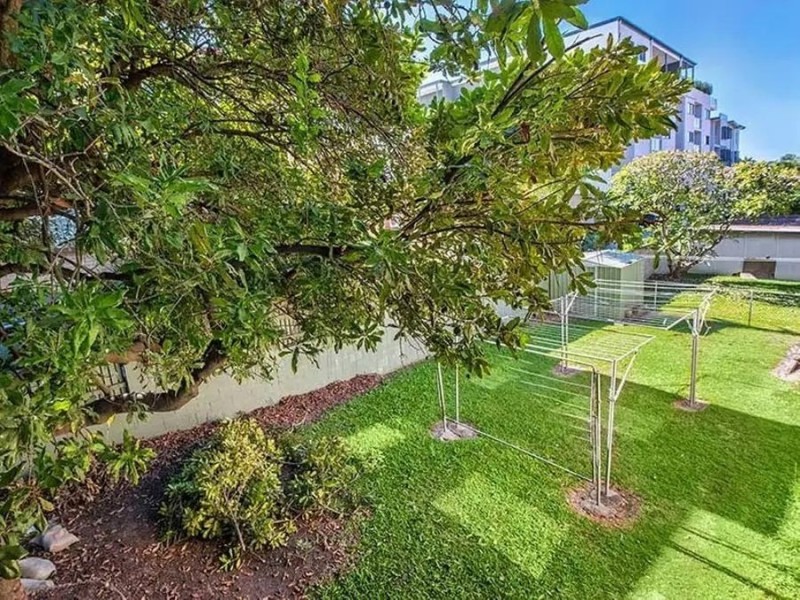 1/12 Isedale Street, Wooloowin QLD 4030