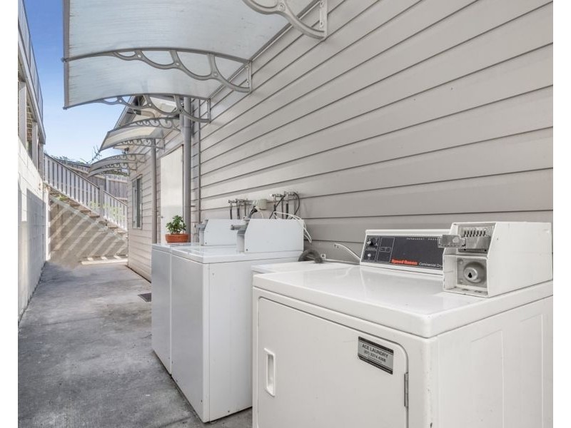 4/25 Park Road West, Dutton Park QLD 4102
